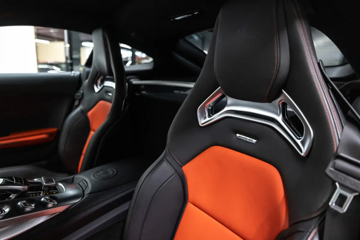4.0 S BTW auto, AMG Exclusive Package. (€ 78.471,07 Ex B.T.W) DEALER AUTO Dealer auto
