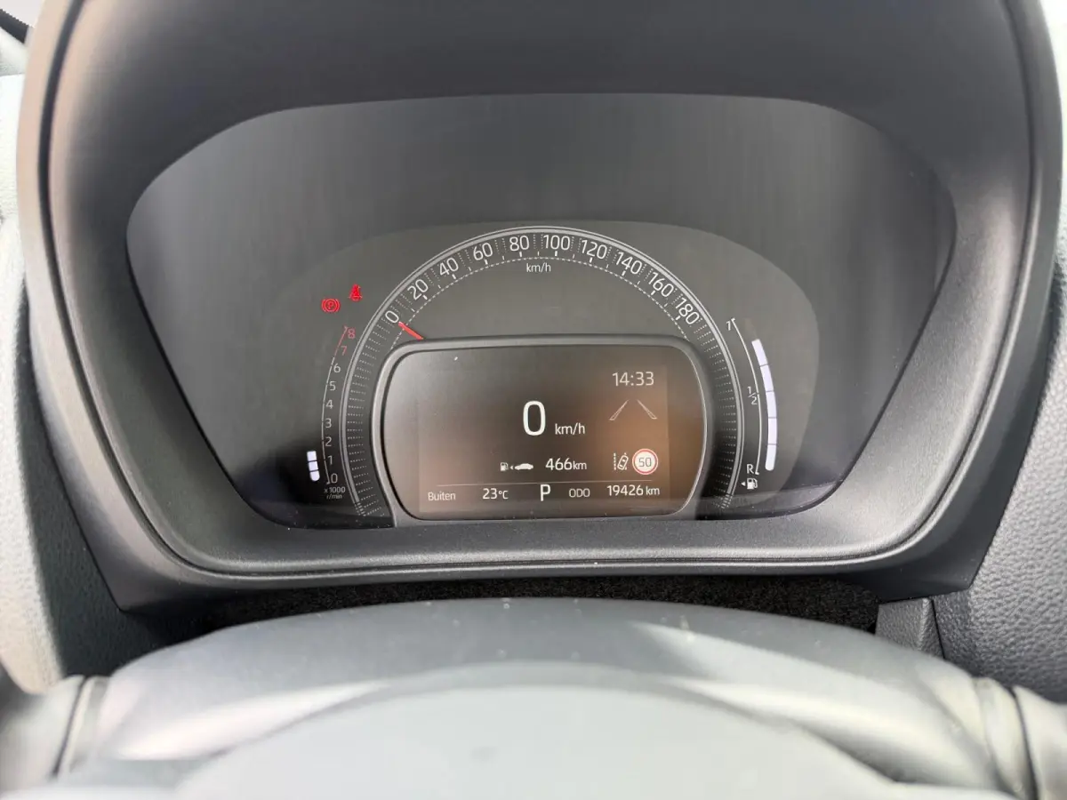 1.0 VVT-i S-CVT Envy
