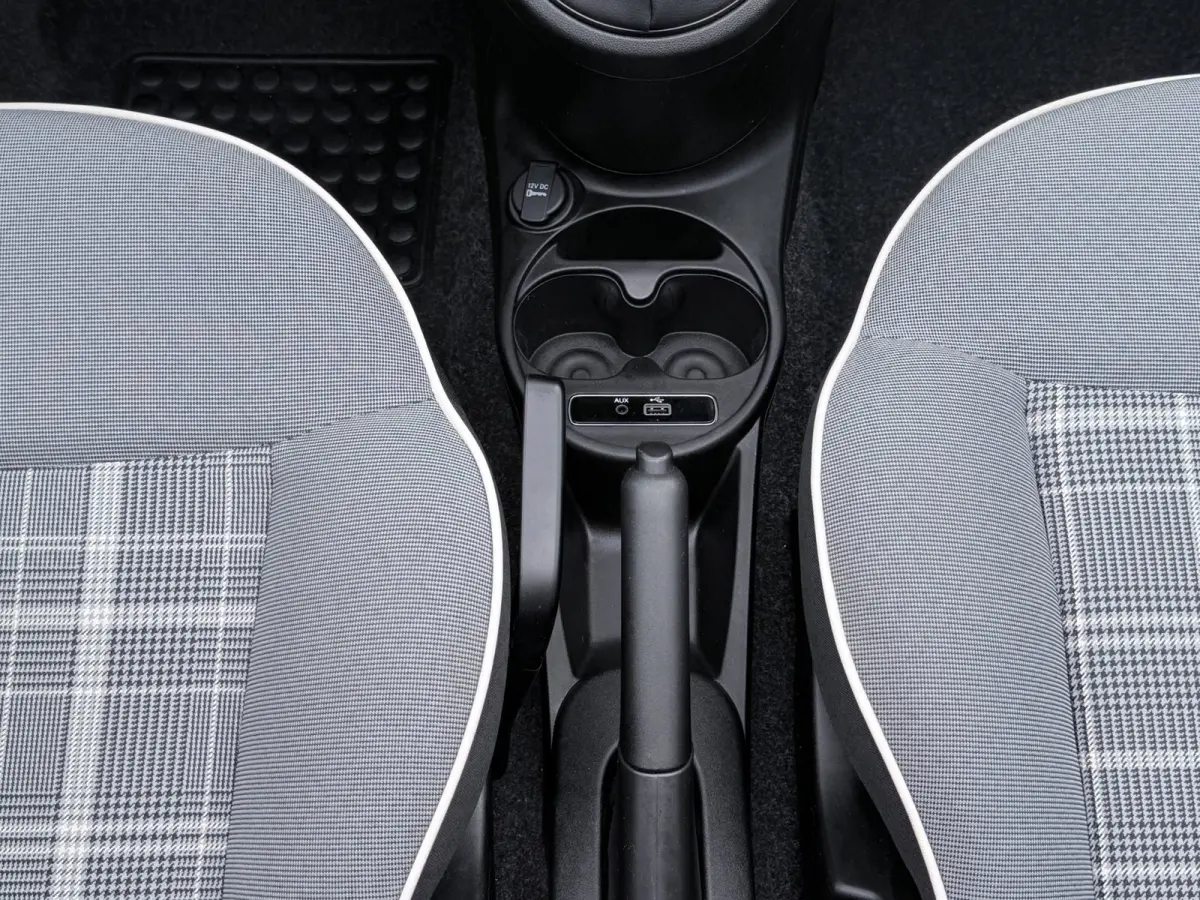 1.2 Lounge | Mirror Edition |PDC | Bluetooth | Cabrio | Carplay |