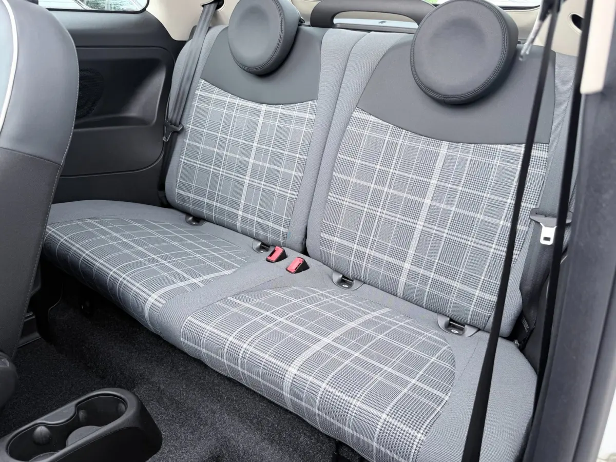 1.2 Lounge | Mirror Edition |PDC | Bluetooth | Cabrio | Carplay |
