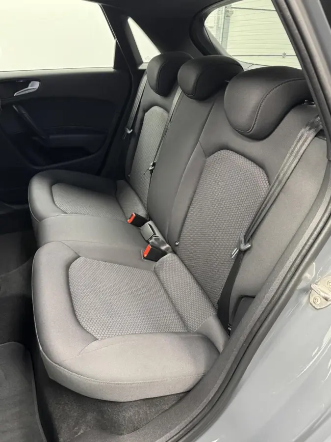 1.0 TFSi S-Line Automaat-Airco-Navigatie-Cr.contr-Bluetooth-Lm17''velgen