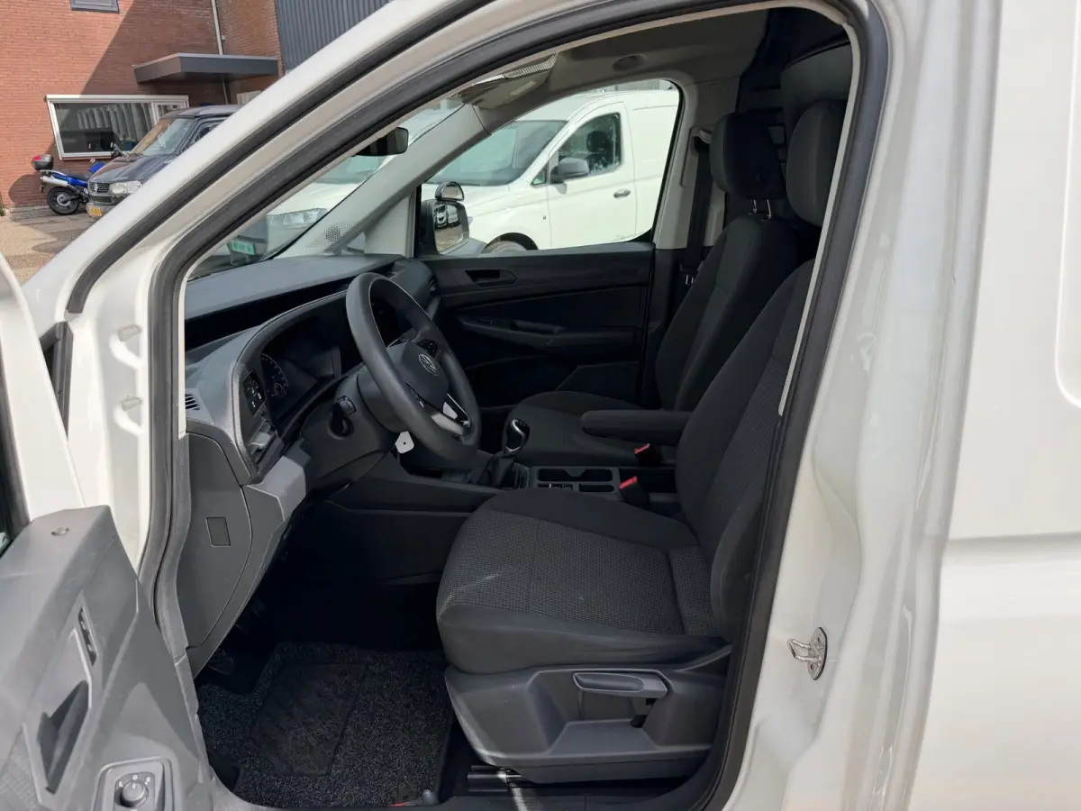 2.0 TDI 102Pk Comfort / AppConnect / Cruise / 18"Lmv