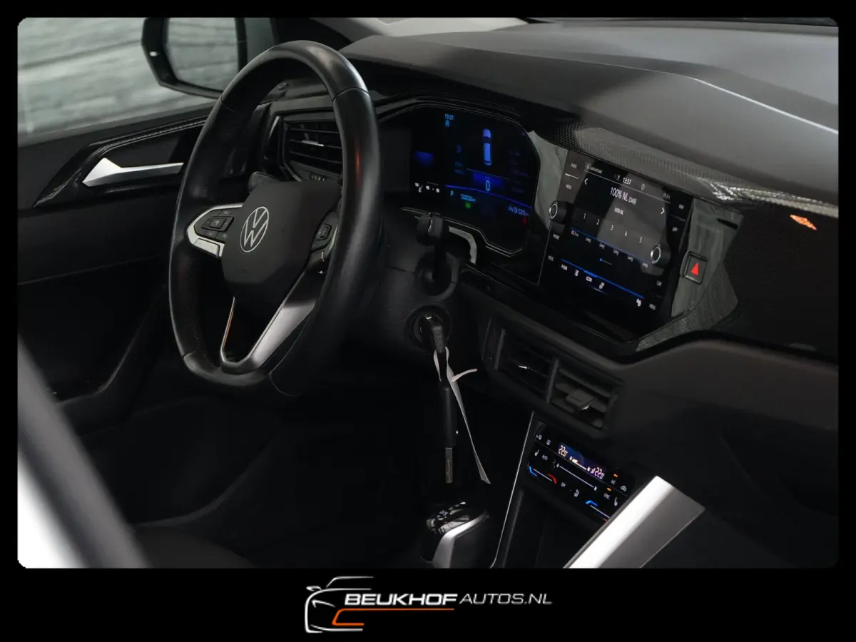 1.0 TSI Business Automaat Virtual Navigatie