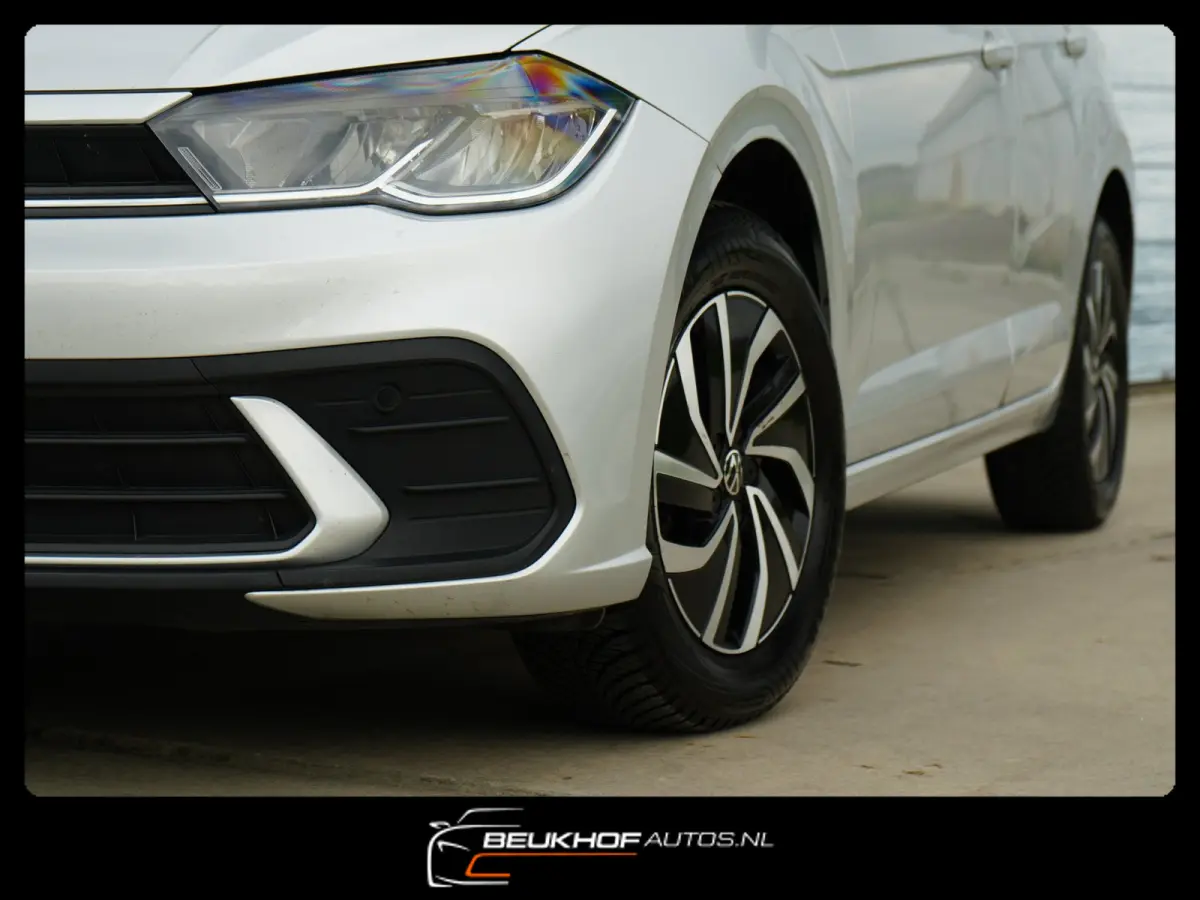 1.0 TSI Business Automaat Virtual Navigatie