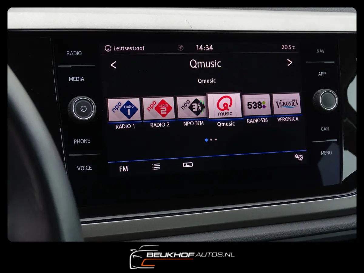 1.0 TSI Business Automaat Virtual Navigatie
