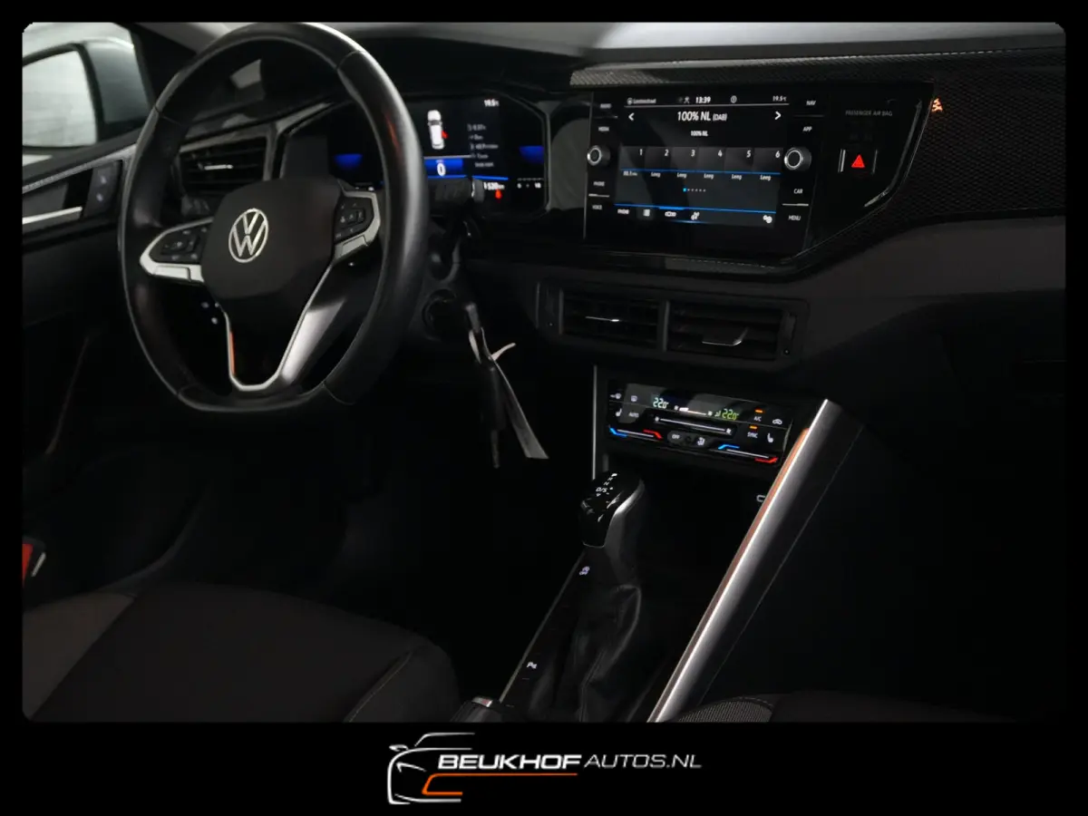 1.0 TSI Business Automaat Virtual Navigatie