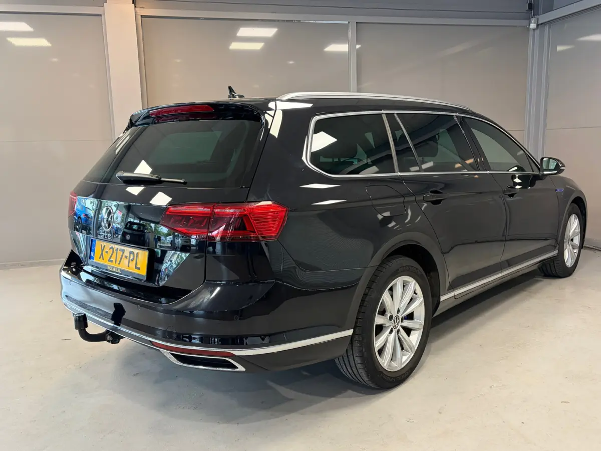 GTE Business 1.4 TSI PHEV | Trekhaak | Matrix LED koplampen | Winterpakket |