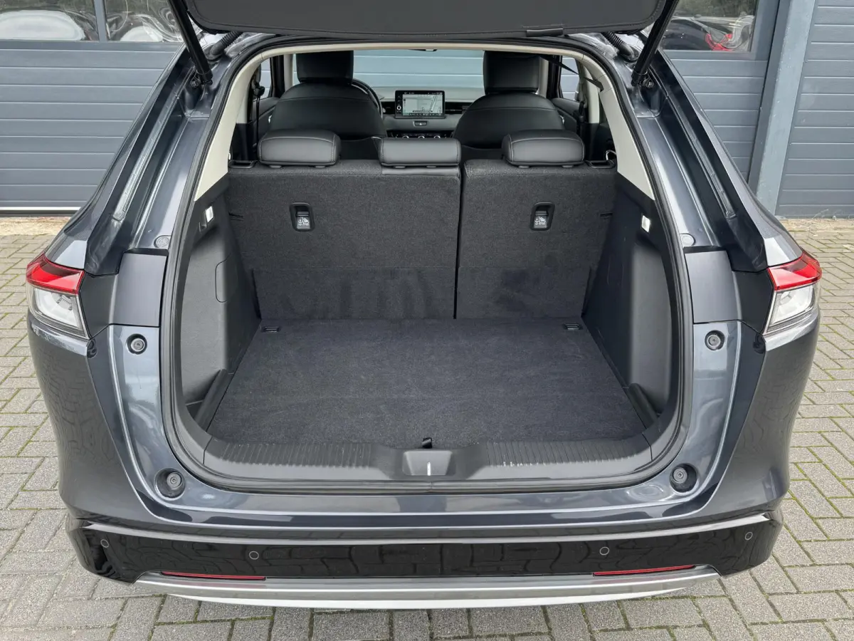 1.5 E:HEV ADVANCE I AUTOMAAT I P-CAMERA I STOELVERWARMING I APPLE CARPLAY I ANDROID AUTO