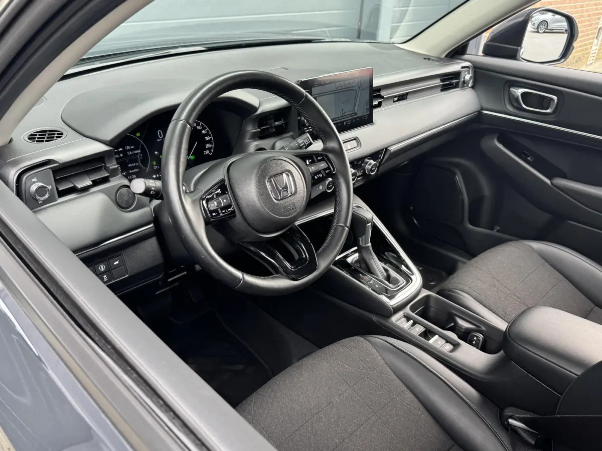 1.5 E:HEV ADVANCE I AUTOMAAT I P-CAMERA I STOELVERWARMING I APPLE CARPLAY I ANDROID AUTO