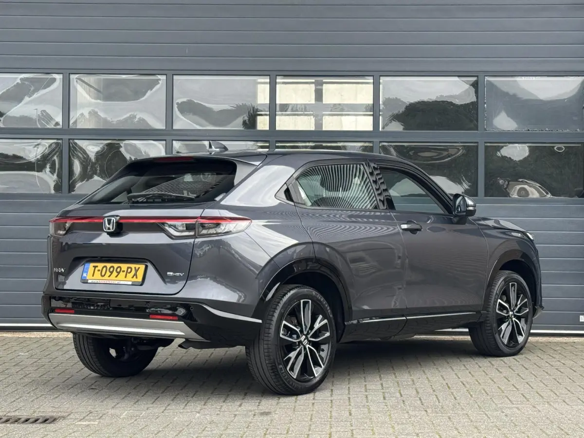 1.5 E:HEV ADVANCE I AUTOMAAT I P-CAMERA I STOELVERWARMING I APPLE CARPLAY I ANDROID AUTO