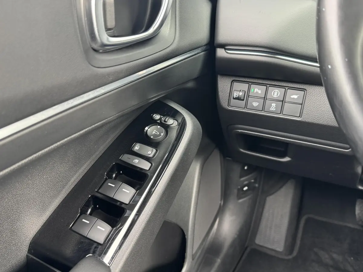 1.5 E:HEV ADVANCE I AUTOMAAT I P-CAMERA I STOELVERWARMING I APPLE CARPLAY I ANDROID AUTO