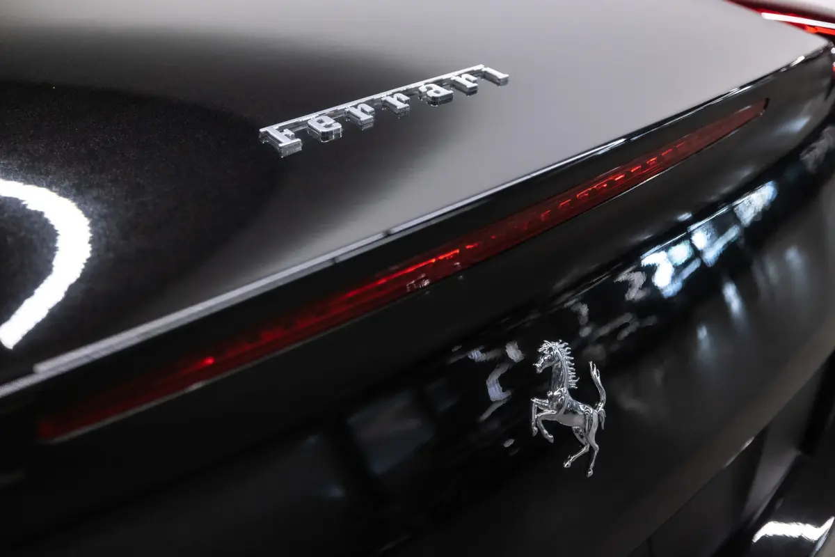 4.3 V8 30 Btw auto, (€ 107.396,69 Ex B.T.W) DEALER AUTO Dealer auto