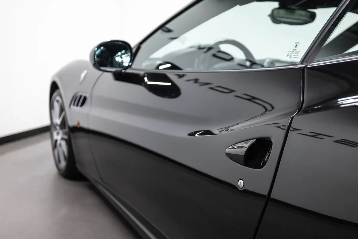 4.3 V8 30 Btw auto, (€ 107.396,69 Ex B.T.W) DEALER AUTO Dealer auto
