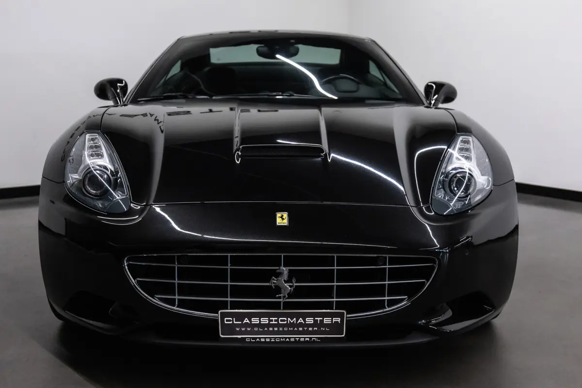 4.3 V8 30 Btw auto, (€ 107.396,69 Ex B.T.W) DEALER AUTO Dealer auto