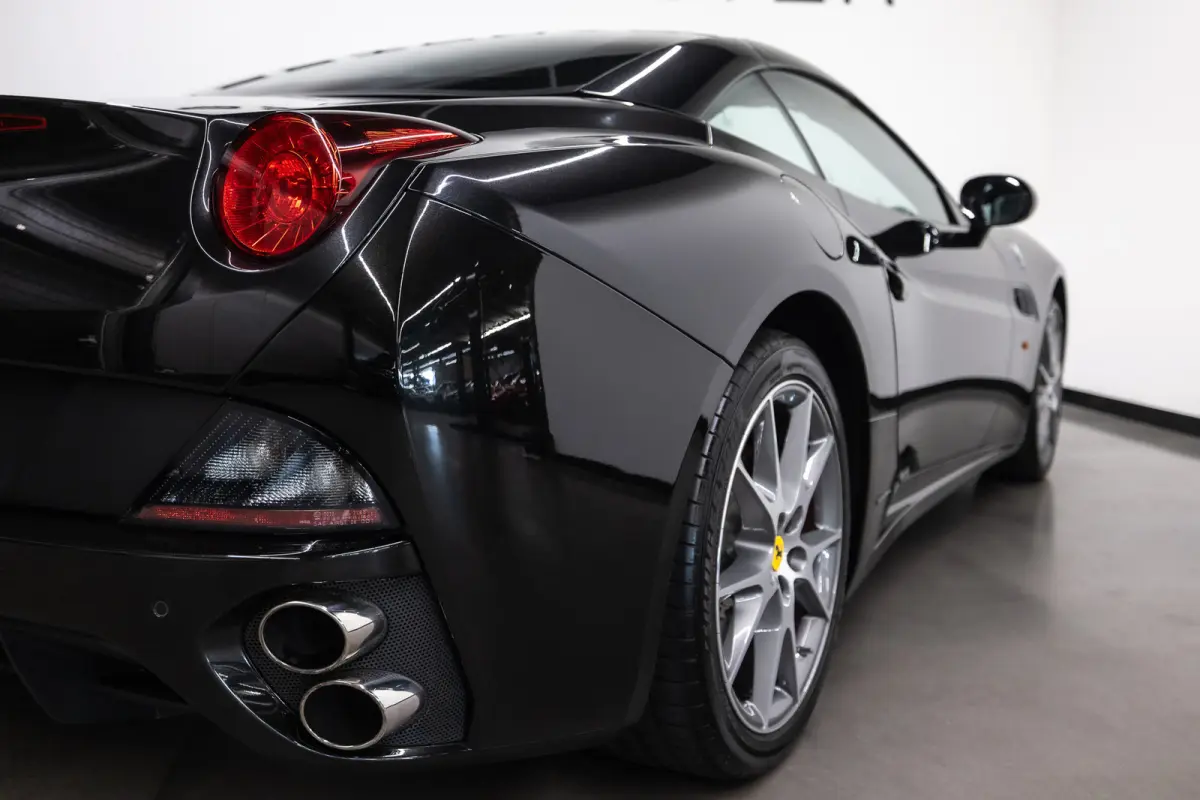 4.3 V8 30 Btw auto, (€ 107.396,69 Ex B.T.W) DEALER AUTO Dealer auto