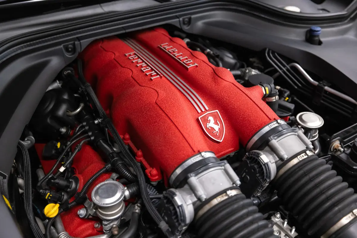 4.3 V8 30 Btw auto, (€ 107.396,69 Ex B.T.W) DEALER AUTO Dealer auto