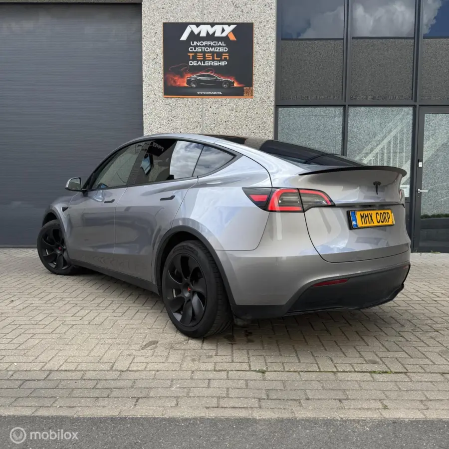 Long Range AWD + MMX PACK + EAP + ACC BOOST