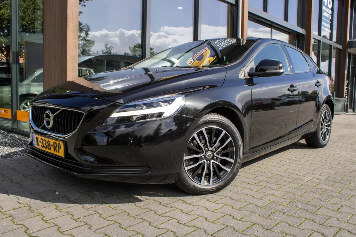 2.0 T2 Inscription|Parkeersensor achter|Bleutooth|Airco