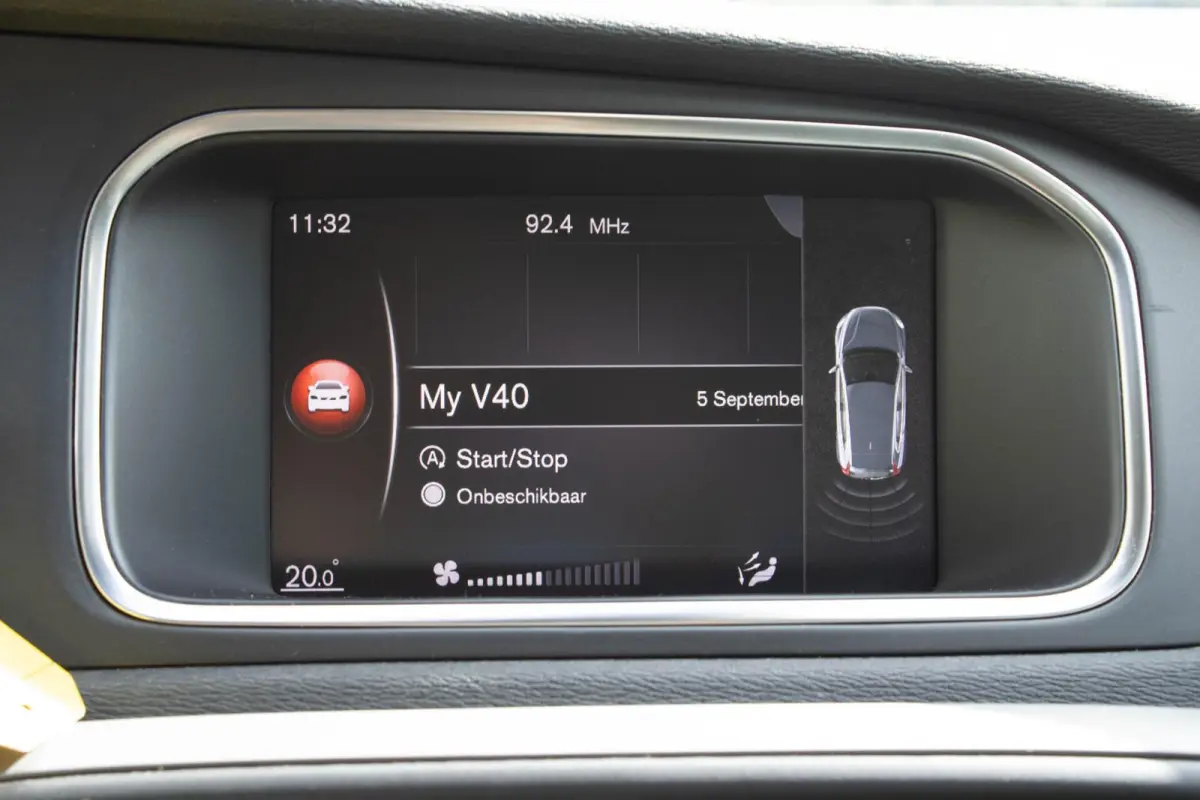 2.0 T2 Inscription|Parkeersensor achter|Bleutooth|Airco