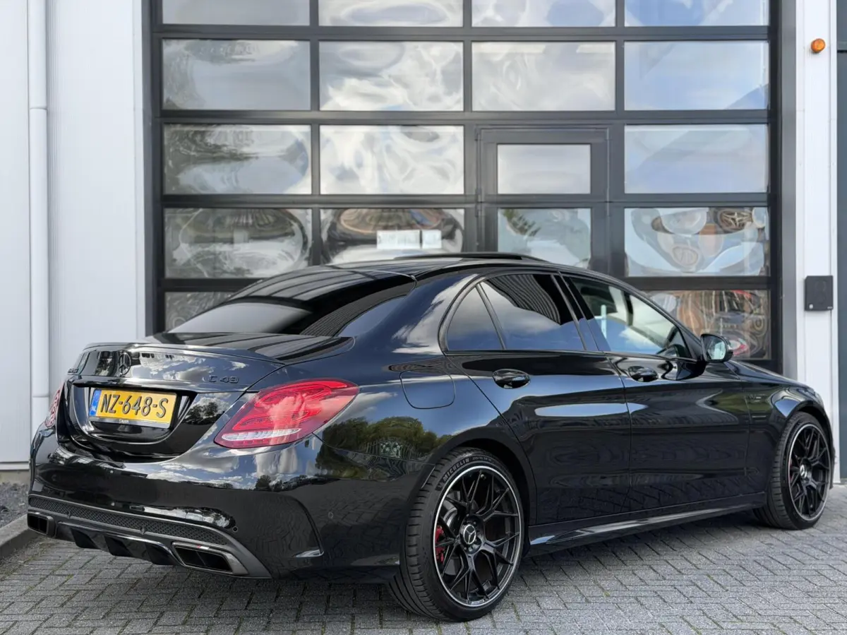 C43 / 450 AMG V6 4MATIC 368PK / PANO / HUD