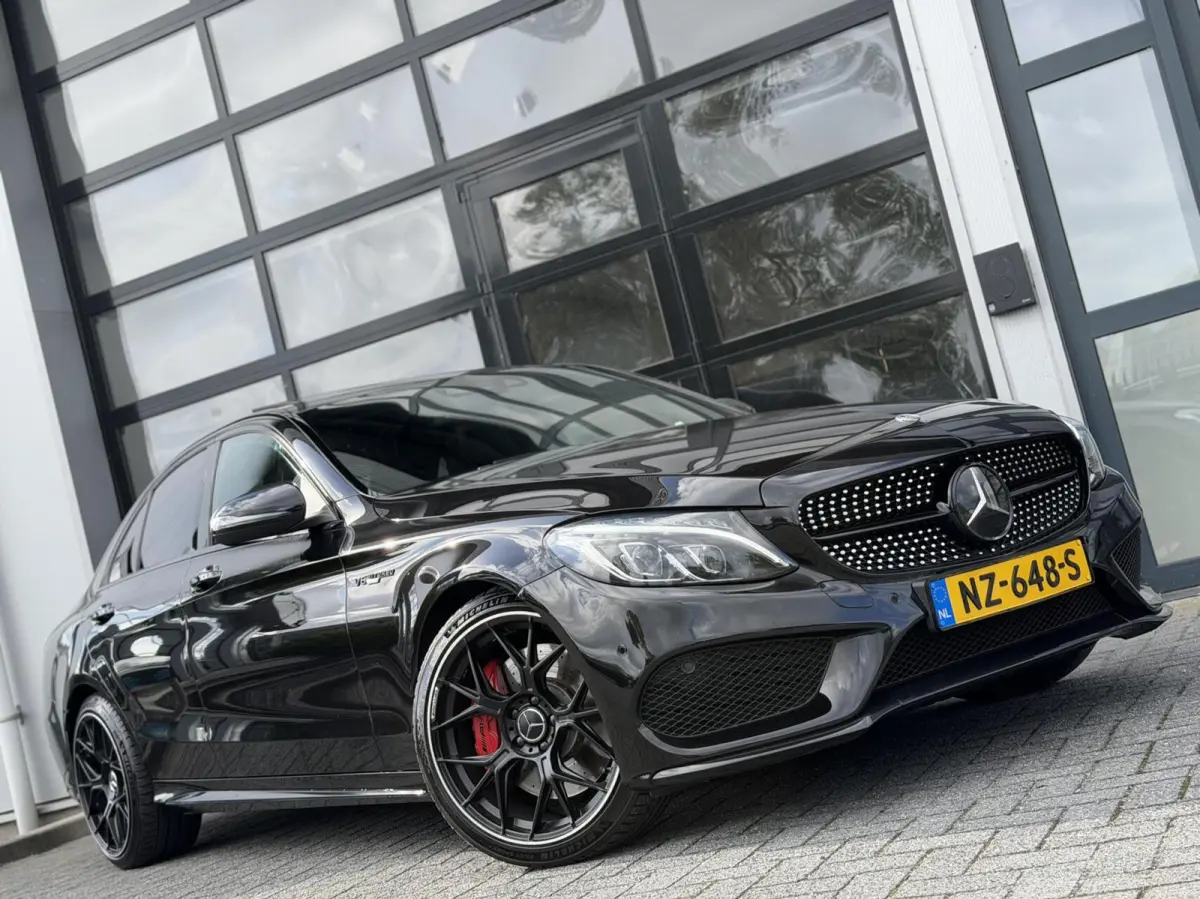 C43 / 450 AMG V6 4MATIC 368PK / PANO / HUD