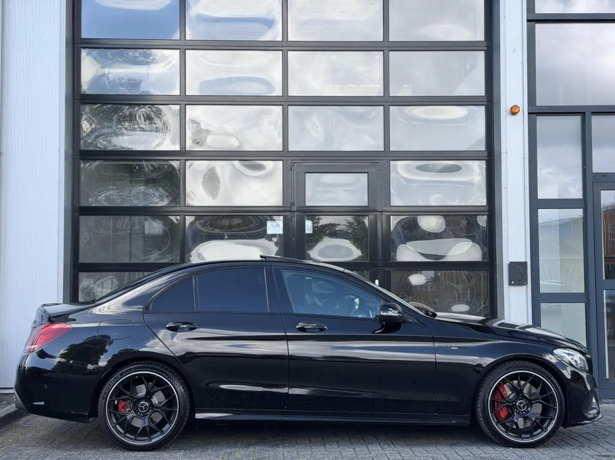 C43 / 450 AMG V6 4MATIC 368PK / PANO / HUD