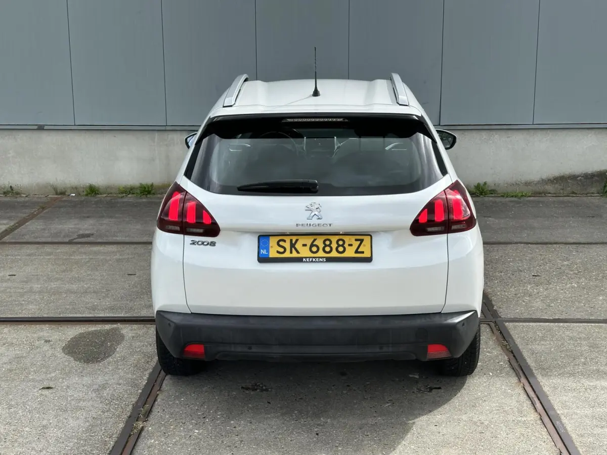 1.2 PureTech Blue Lion Carplay nieuwe apk!