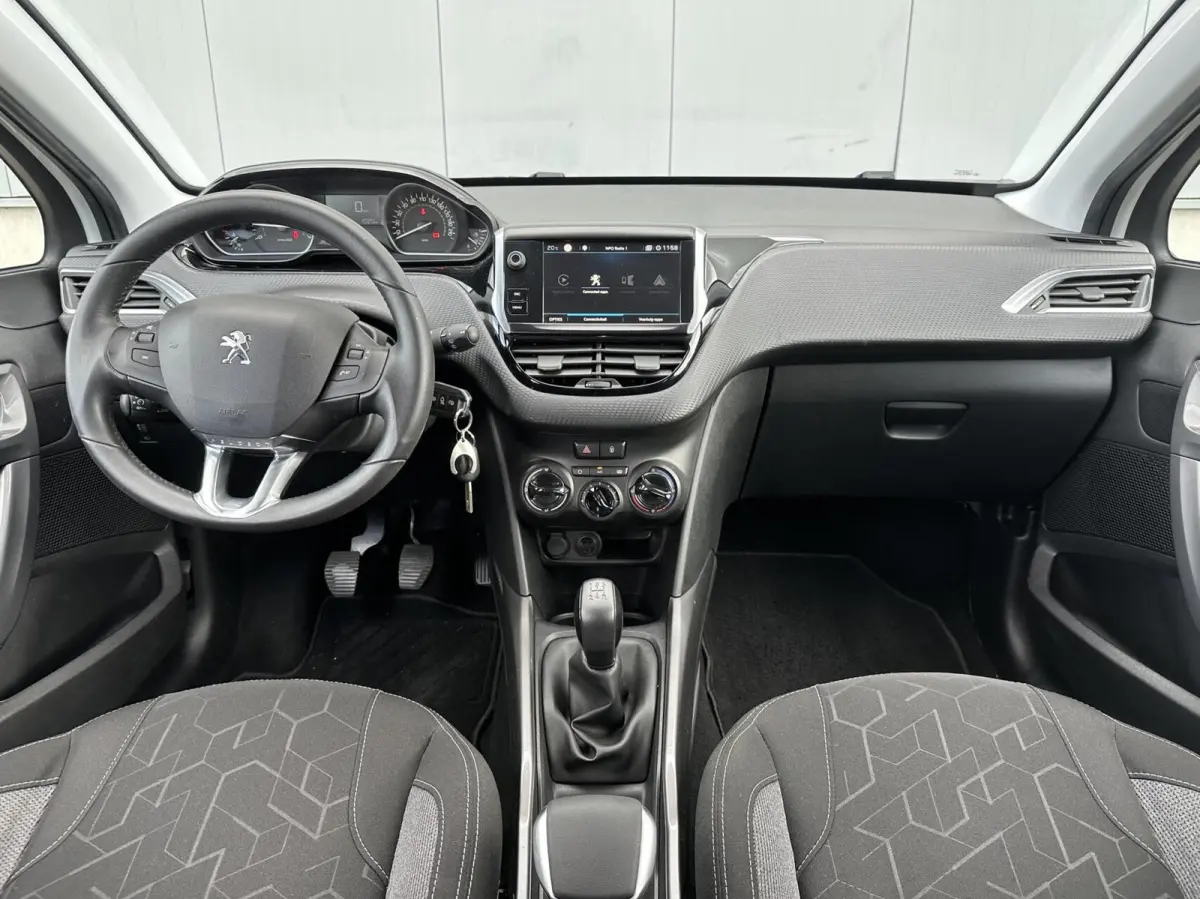 1.2 PureTech Blue Lion Carplay nieuwe apk!