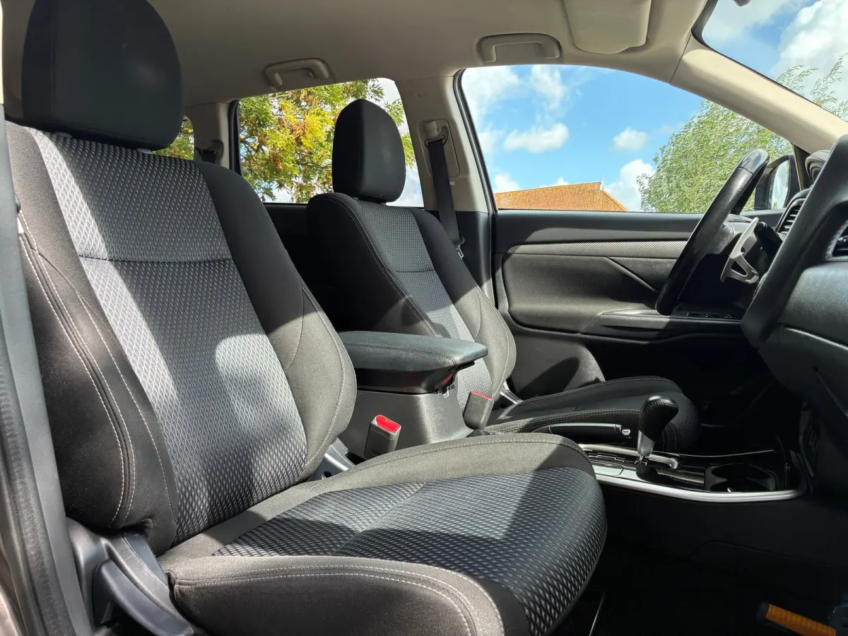 2.0 Connect Pro | Automaat | DAB + Carplay + Clima nu €16.975