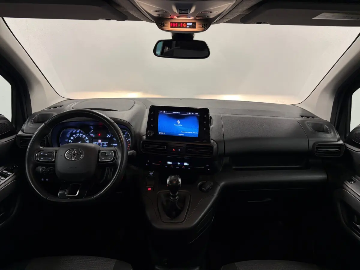 1.2 Turbo L1*5Pers*Design*Panoramadak*PDC*Camera*Navi*Trekhaak*Apple-Carplay*Cruise-Control*