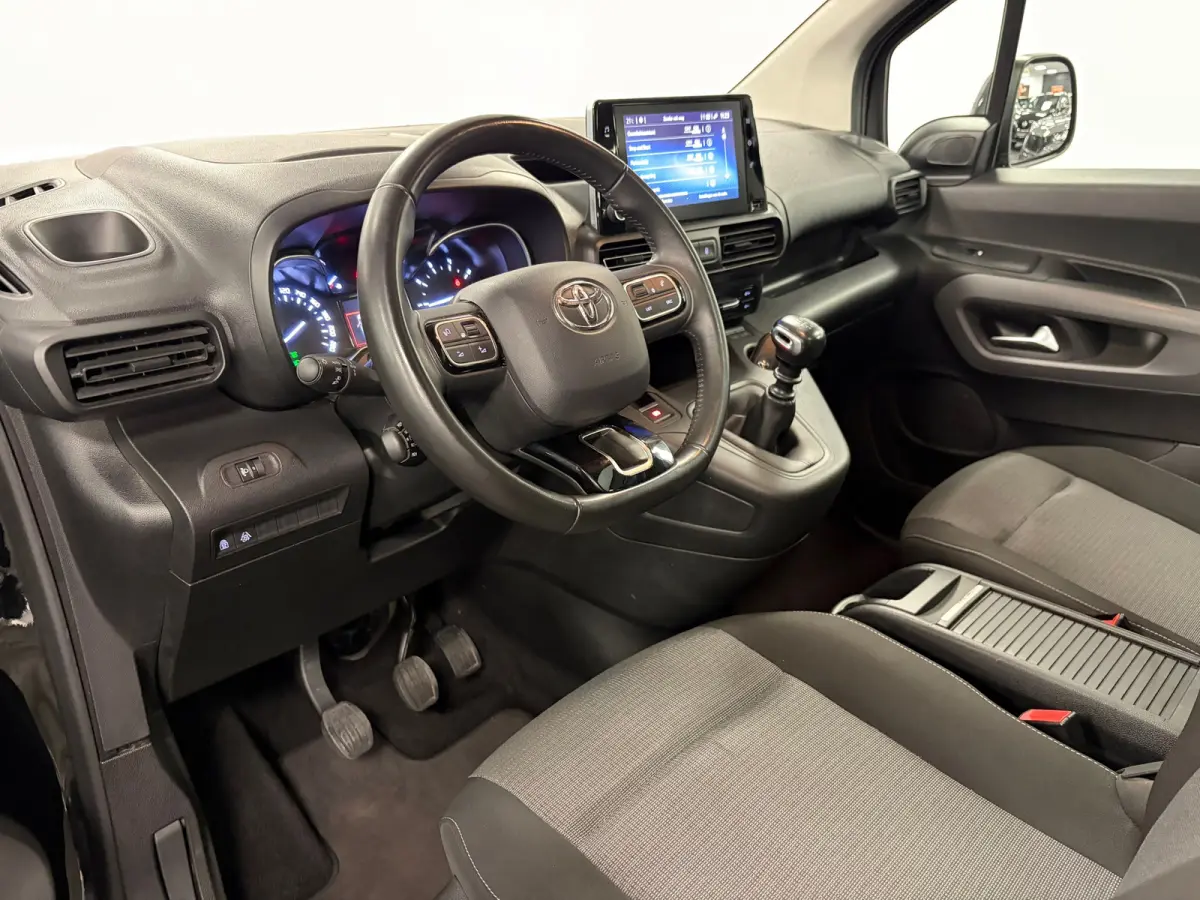 1.2 Turbo L1*5Pers*Design*Panoramadak*PDC*Camera*Navi*Trekhaak*Apple-Carplay*Cruise-Control*