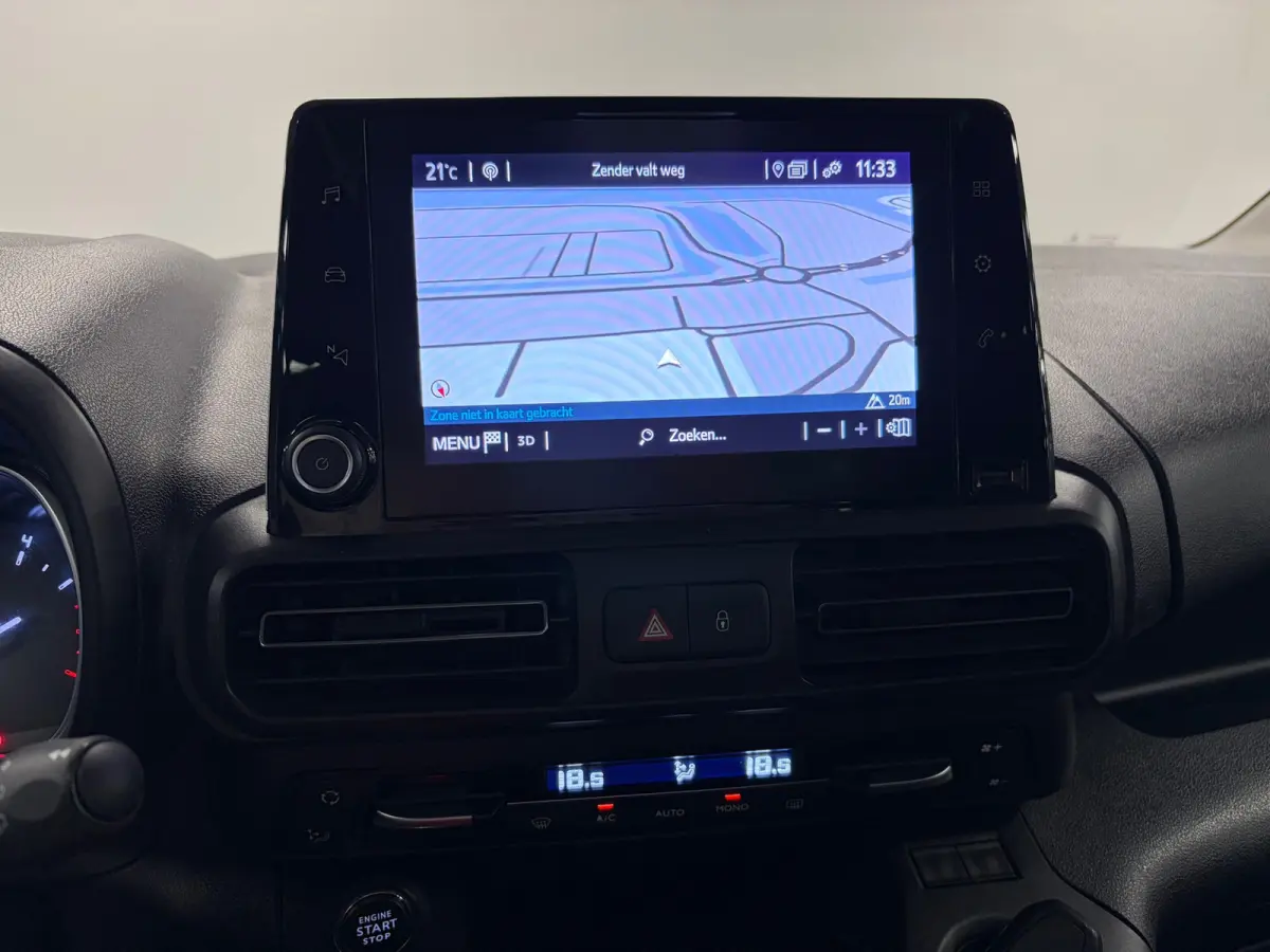 1.2 Turbo L1*5Pers*Design*Panoramadak*PDC*Camera*Navi*Trekhaak*Apple-Carplay*Cruise-Control*
