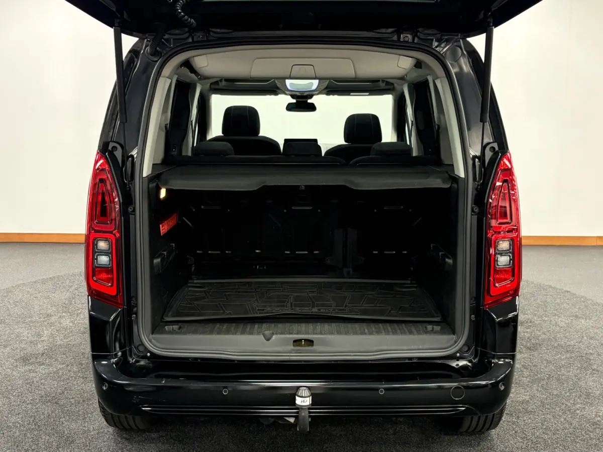 1.2 Turbo L1*5Pers*Design*Panoramadak*PDC*Camera*Navi*Trekhaak*Apple-Carplay*Cruise-Control*