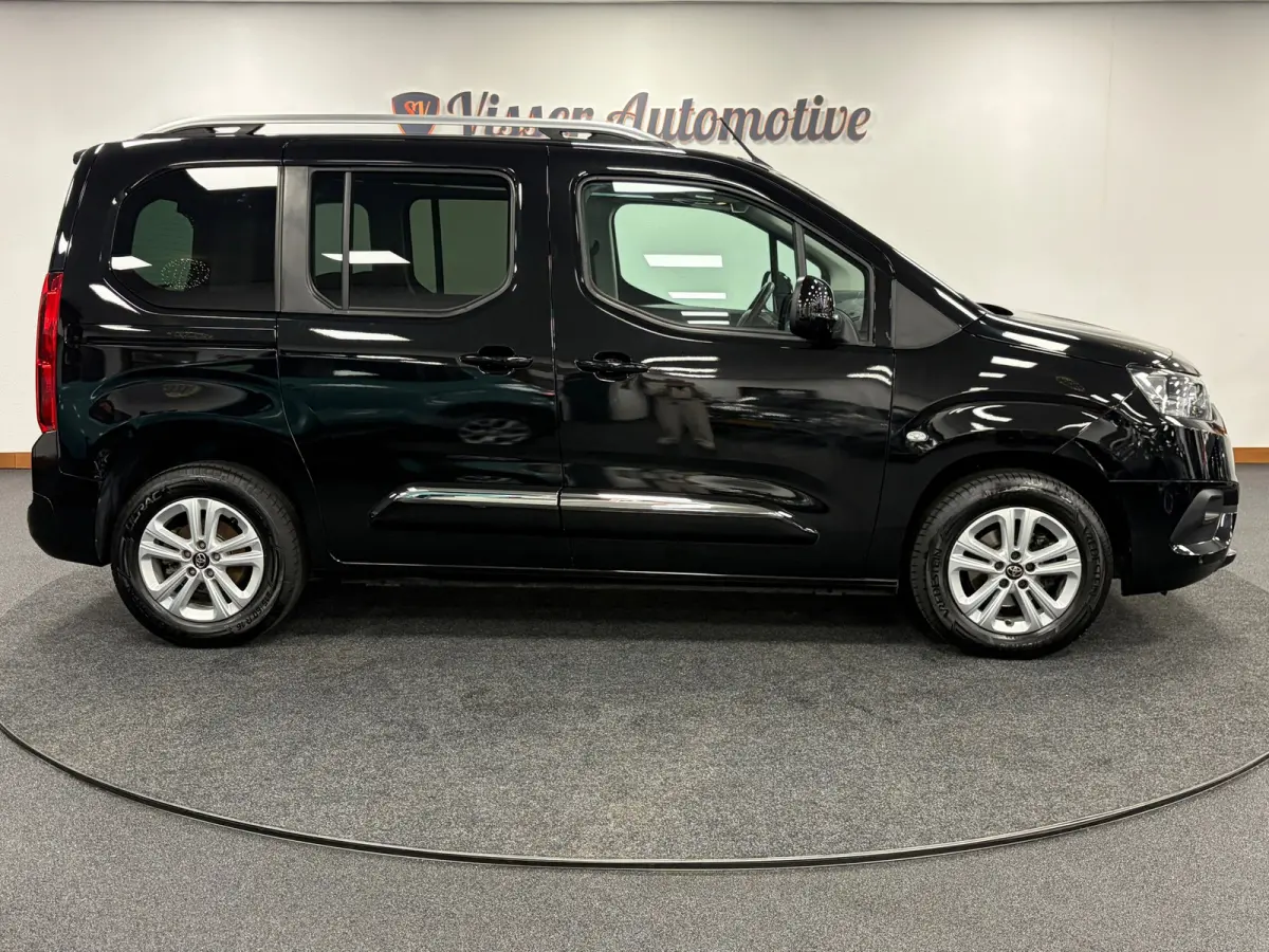 1.2 Turbo L1*5Pers*Design*Panoramadak*PDC*Camera*Navi*Trekhaak*Apple-Carplay*Cruise-Control*
