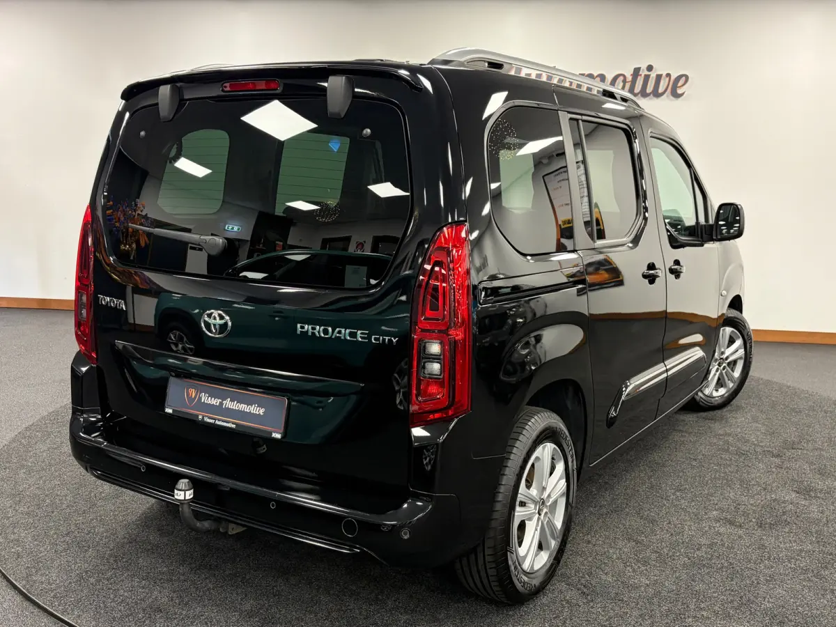 1.2 Turbo L1*5Pers*Design*Panoramadak*PDC*Camera*Navi*Trekhaak*Apple-Carplay*Cruise-Control*