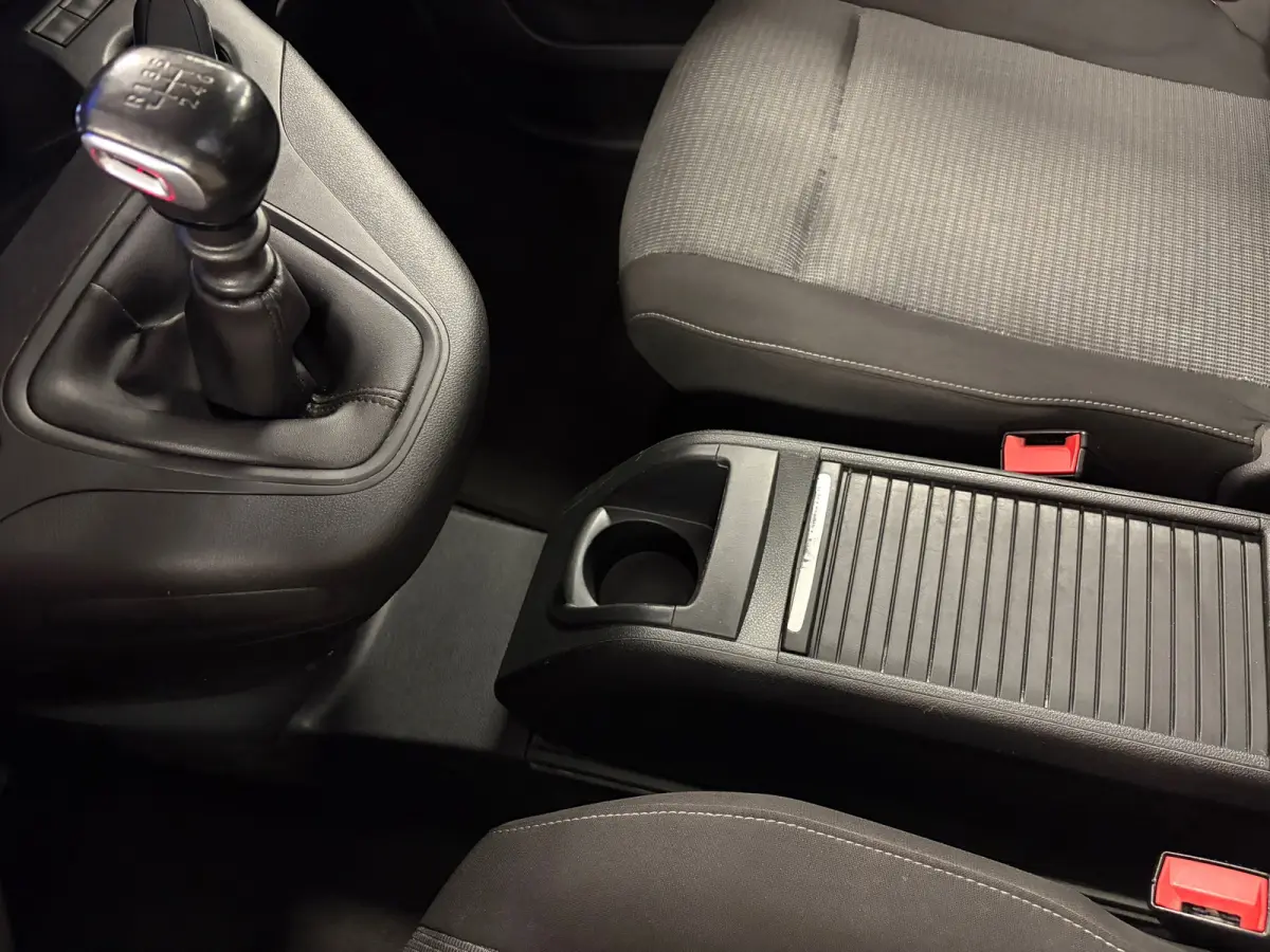 1.2 Turbo L1*5Pers*Design*Panoramadak*PDC*Camera*Navi*Trekhaak*Apple-Carplay*Cruise-Control*