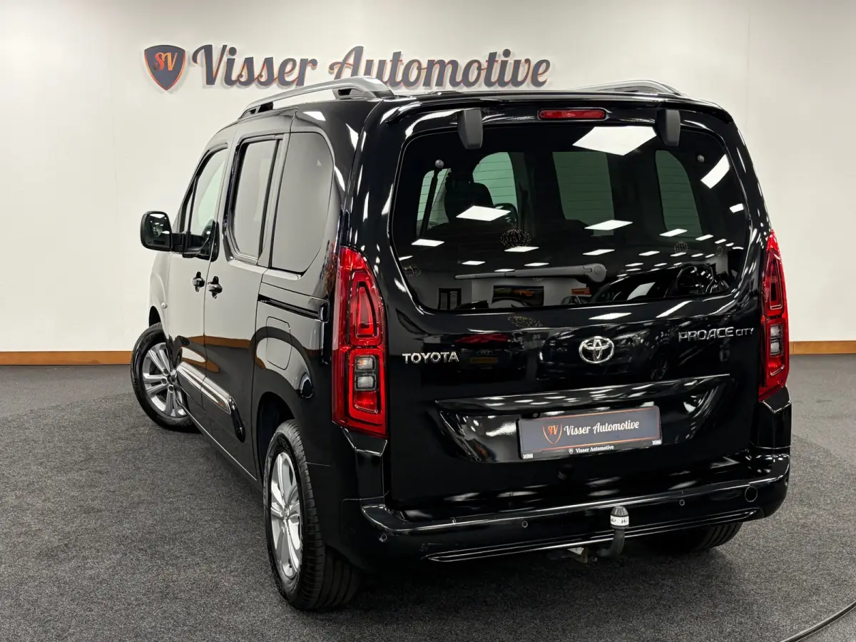1.2 Turbo L1*5Pers*Design*Panoramadak*PDC*Camera*Navi*Trekhaak*Apple-Carplay*Cruise-Control*