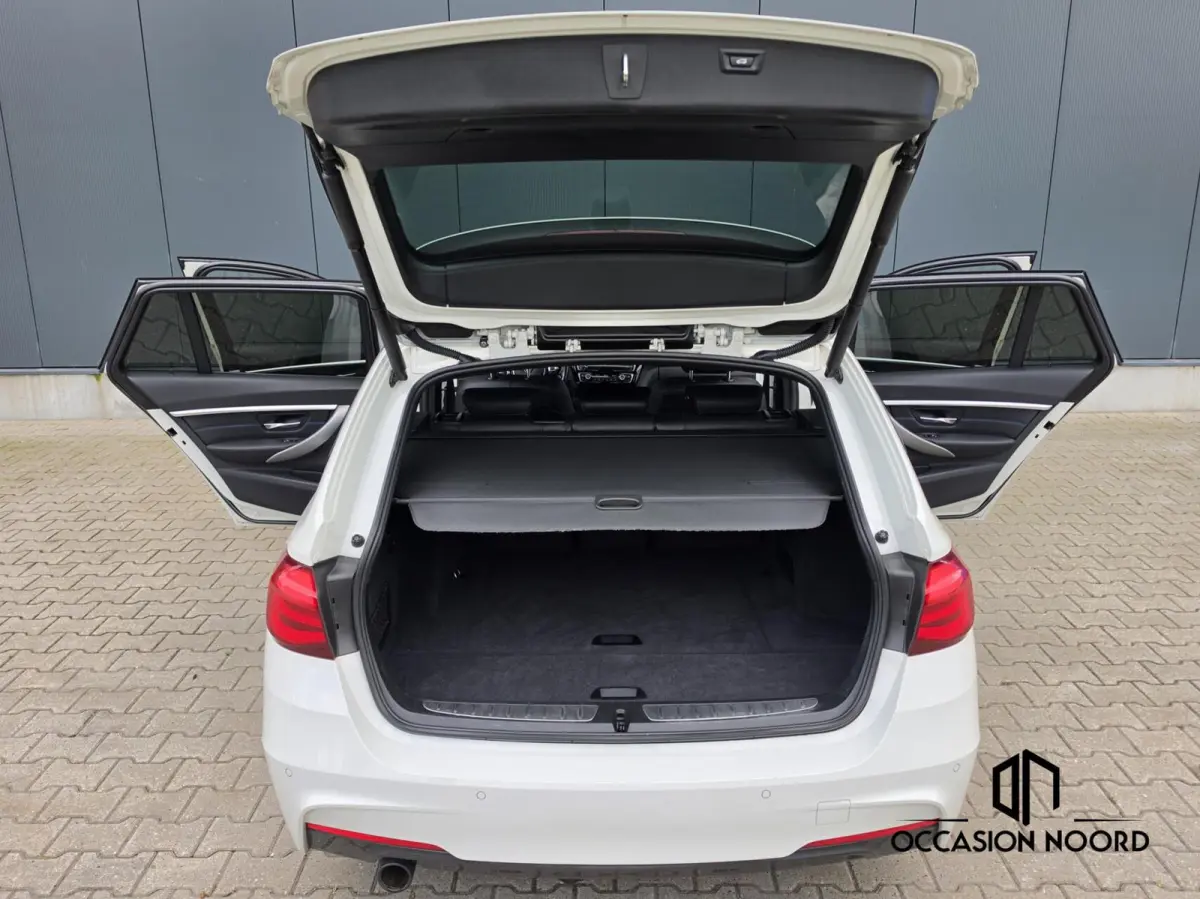 318i M Sport|Navi|Cruise|Stoelvw|Lmv|Pdc