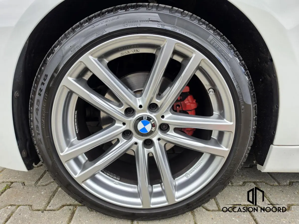 318i M Sport|Navi|Cruise|Stoelvw|Lmv|Pdc