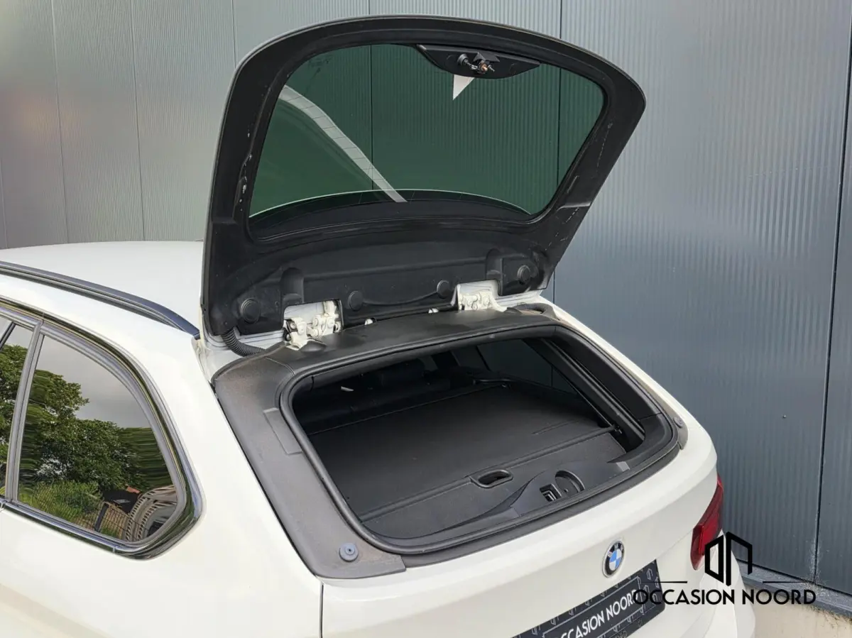 318i M Sport|Navi|Cruise|Stoelvw|Lmv|Pdc