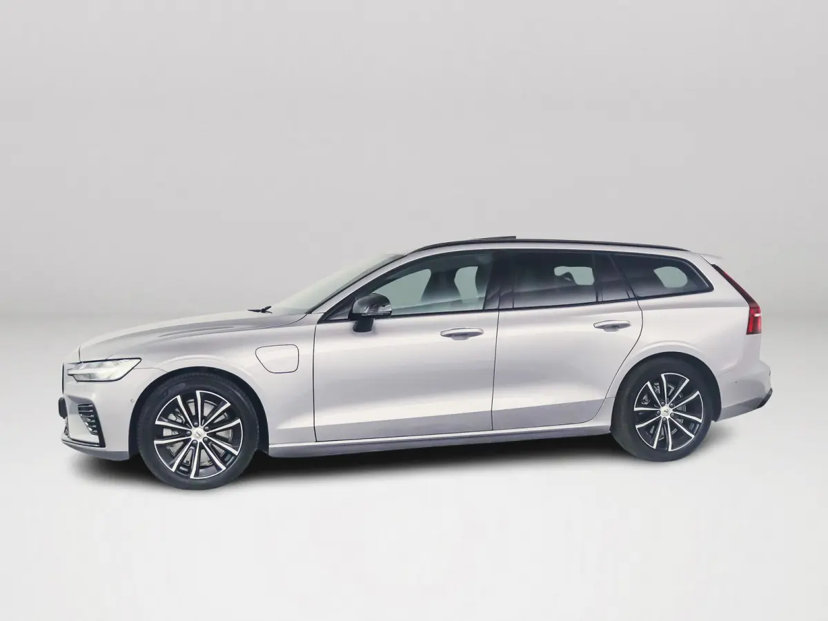 T8 Plug-in hybrid AWD Plus Dark | SOH 100% | Panoramadak | 360° camera | Head-up display | Harman Kardon | Stoel- en stuurverwarming | Trekhaak