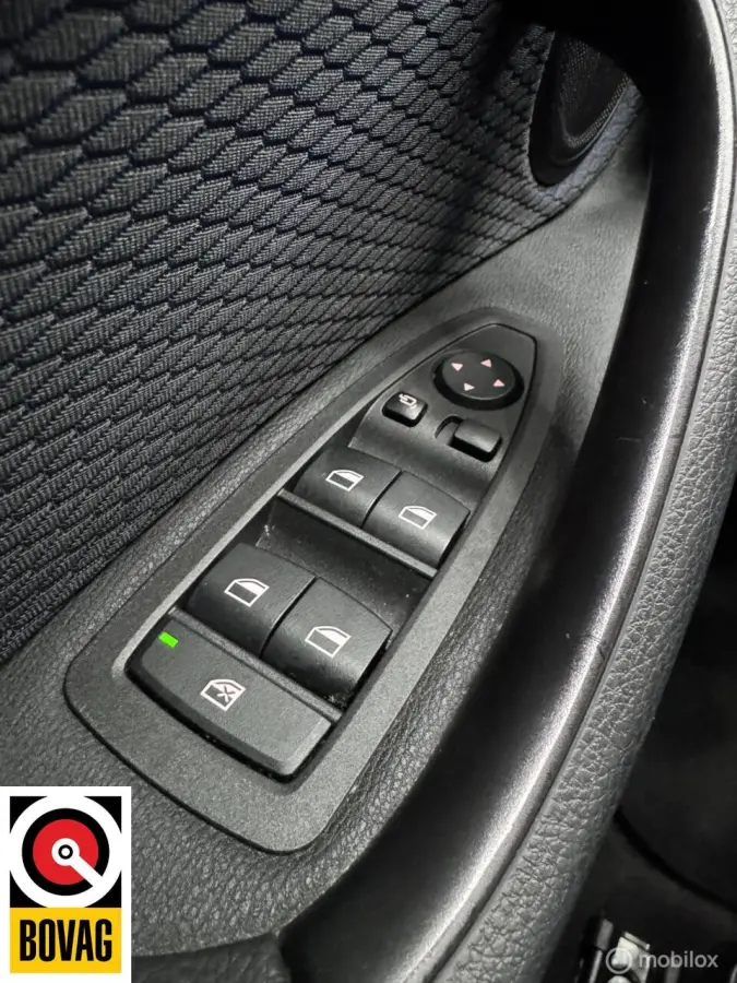 sDrive18i High Executive M-Pakket