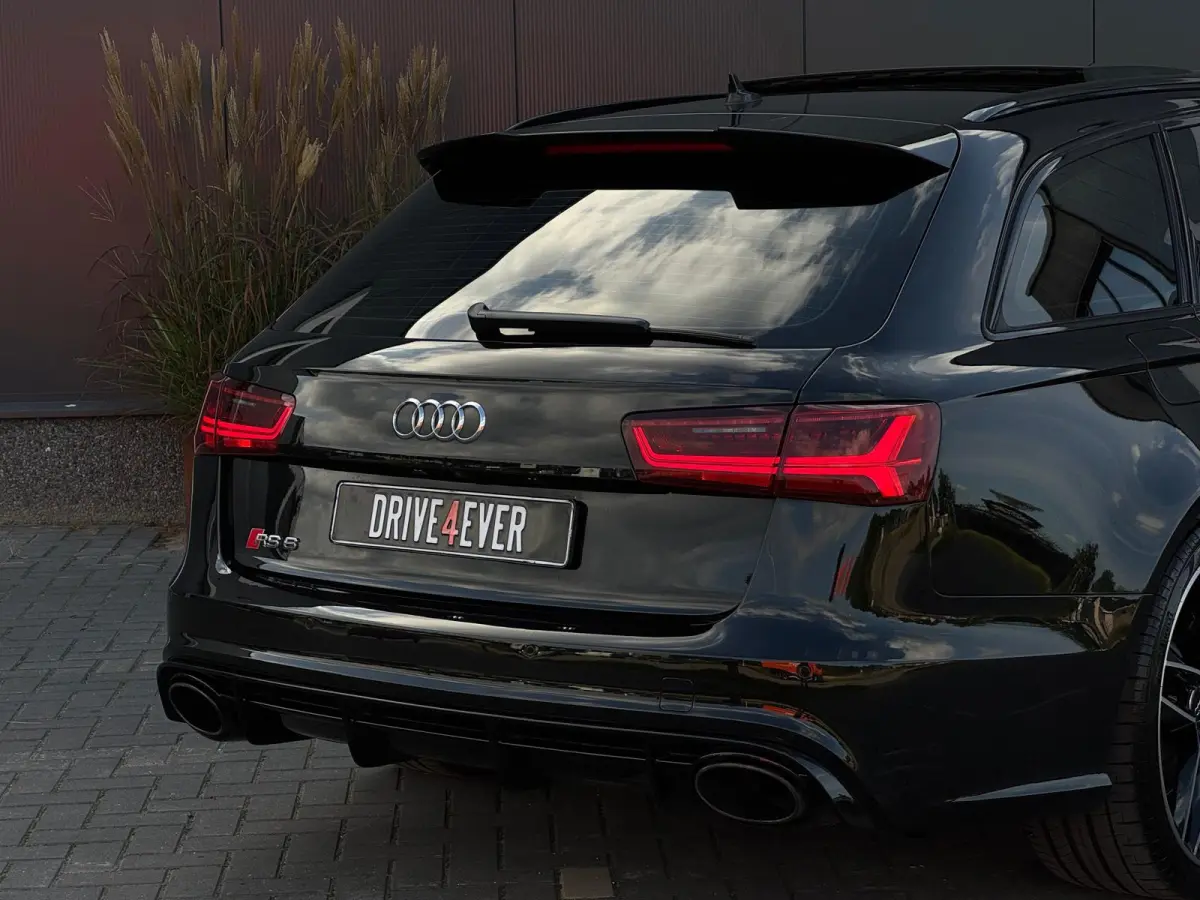 4.0 TFSI RS 6 quattro FULL PANO|LEDER|CAMERA|NAVI|CR CONTROL