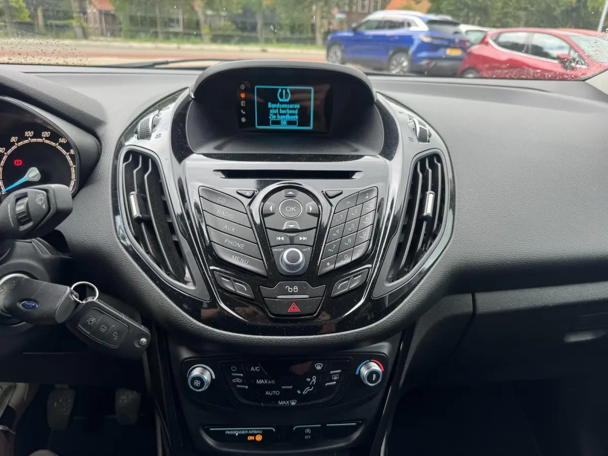 1.0 EcoBoost Titanium