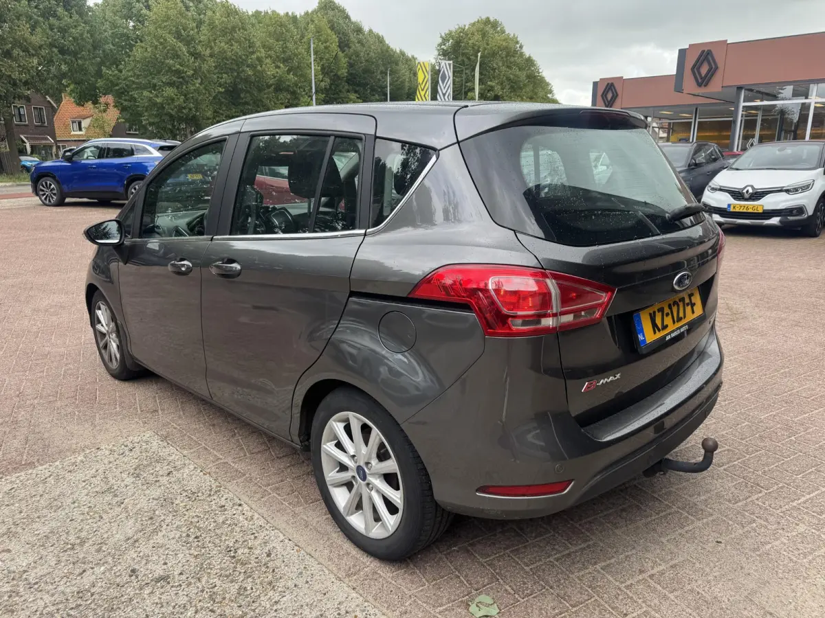 1.0 EcoBoost Titanium