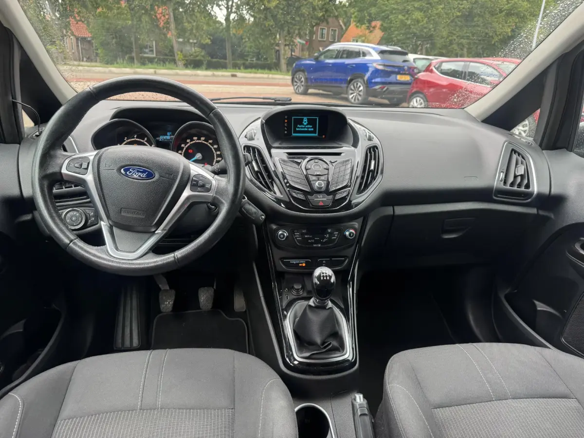 1.0 EcoBoost Titanium