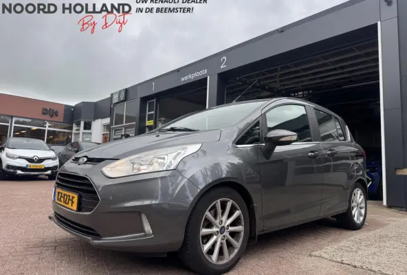 1.0 EcoBoost Titanium