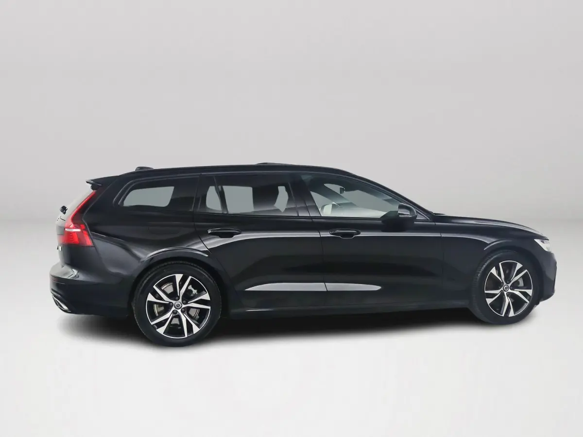 T6 Plug-in hybrid AWD Plus Dark | Panoramadak | Parkeercamera | Stoel- en stuurverwarming | Trekhaak