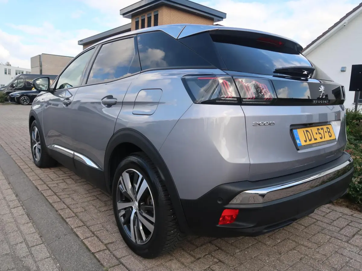 1.6 HYbrid 360CAMERA|DODEHOEK|NAVIGATIE|CARPLAY|RIJSTROOK|AIRCO|ZEER MOOI