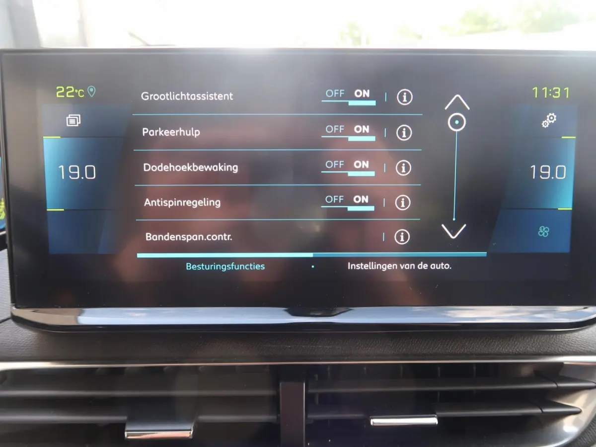 1.6 HYbrid 360CAMERA|DODEHOEK|NAVIGATIE|CARPLAY|RIJSTROOK|AIRCO|ZEER MOOI